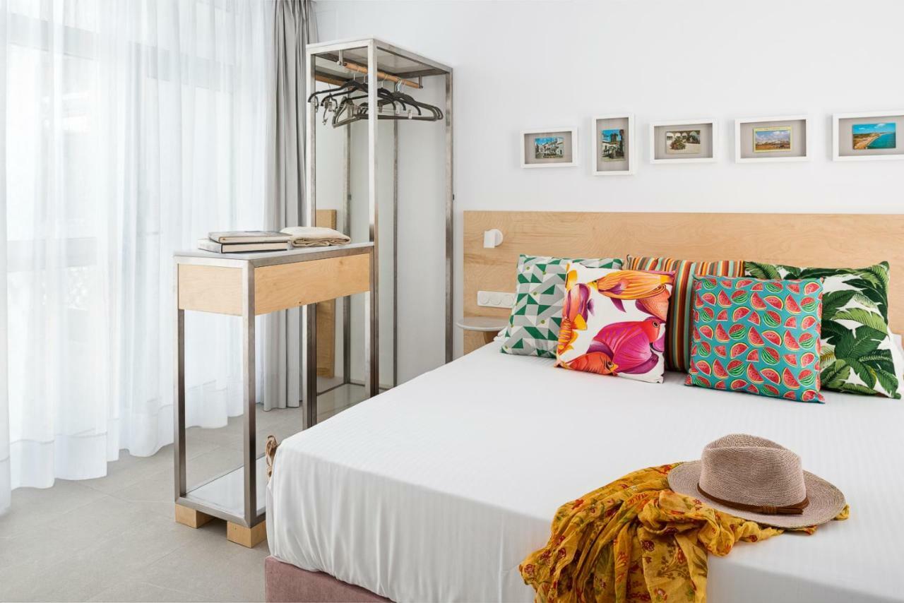 Apartamentos Y Estudios Centricos Conil Home Suite Conil De La Frontera Bagian luar foto