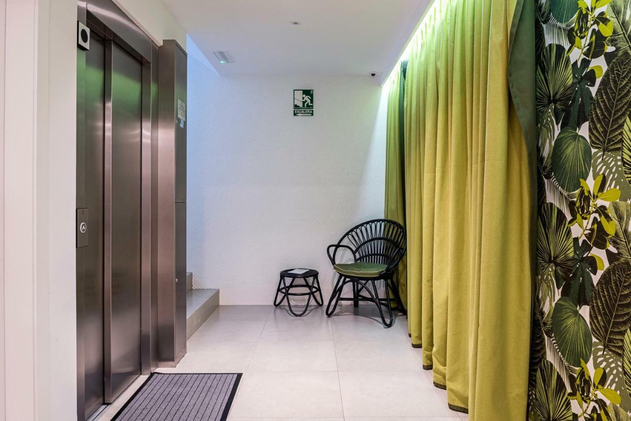 Apartamentos Y Estudios Centricos Conil Home Suite Conil De La Frontera Bagian luar foto